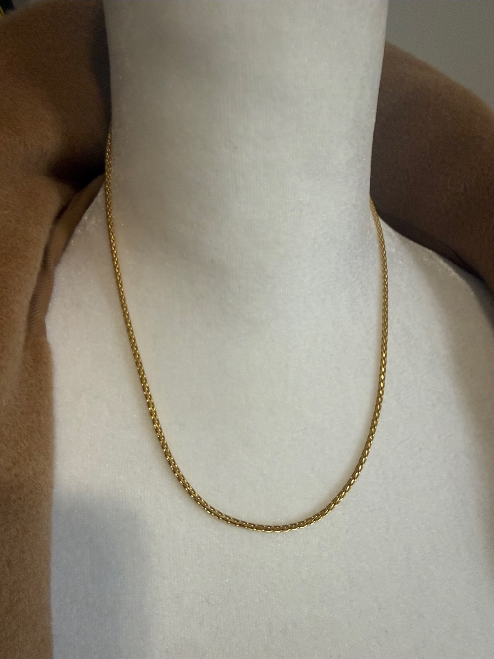 14K Yellow Gold Spiga Chain Necklace — 18”, 8.9g — Authentic